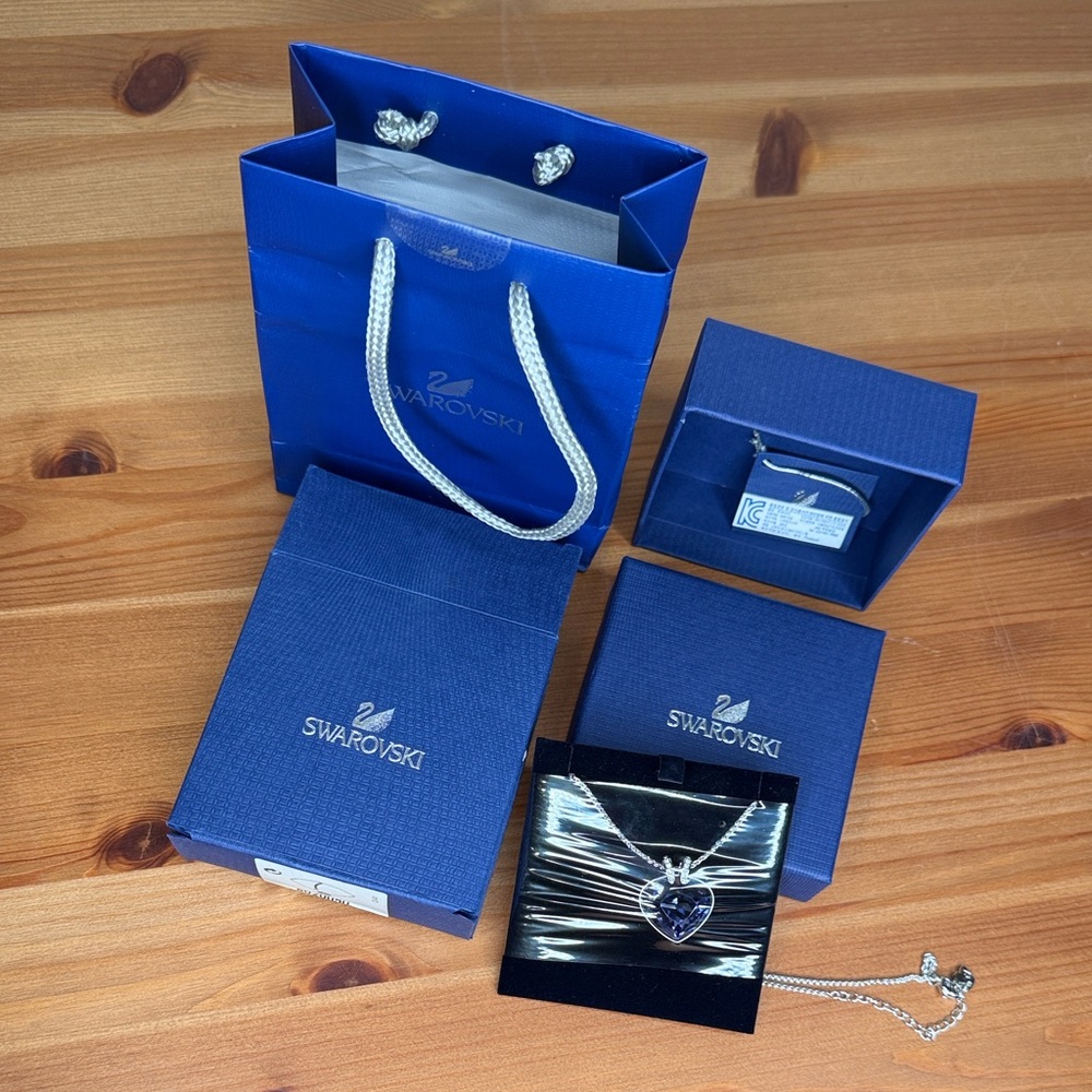 Swarovski Blue Heart Pendant Necklace NWT